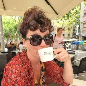 Meet your Posher, Carrie